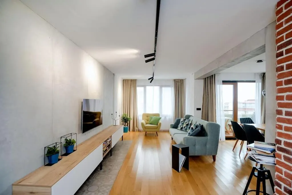 Luxury And Cozy Apartment With Lots Of Sun Burgas